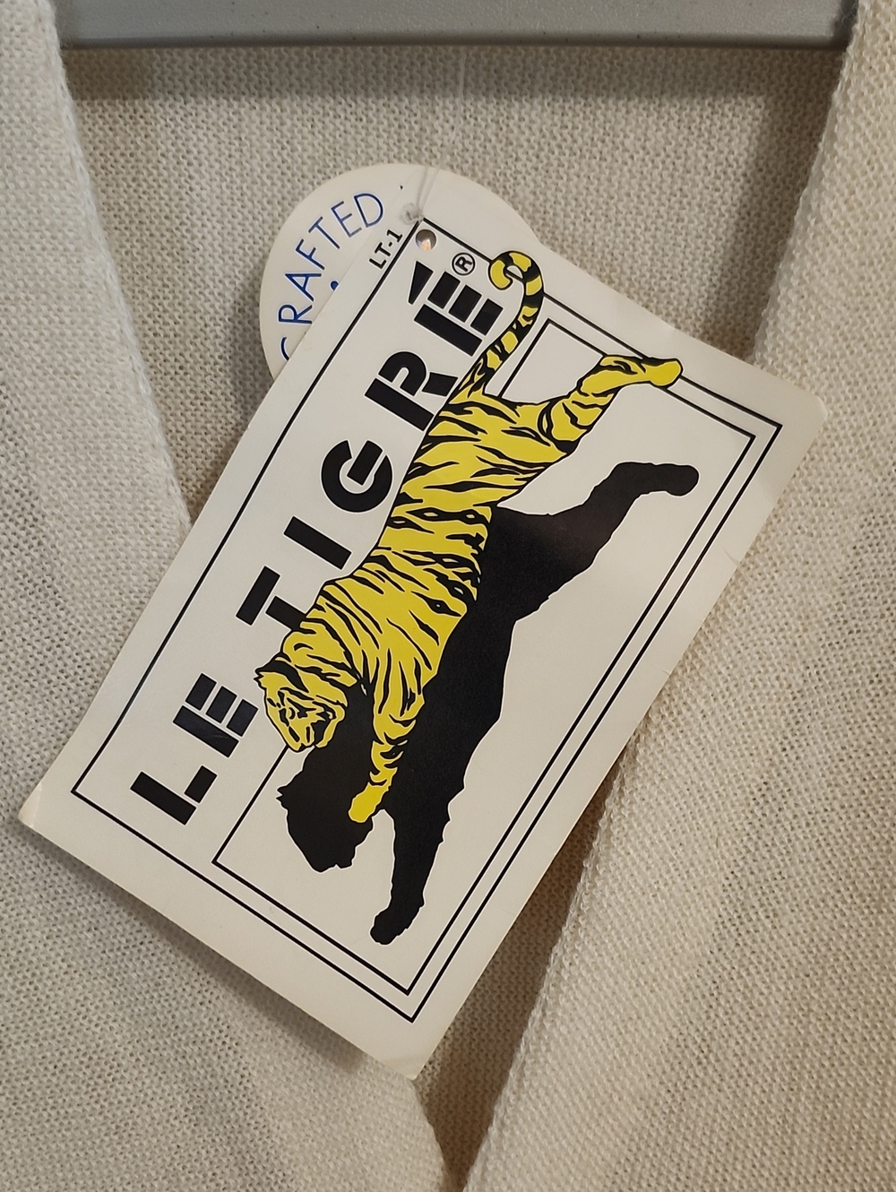 Le Tigre Men's Cream V-Neck Button Cardigan - Picture 5 of 12